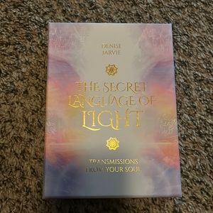 The secret language of light oracle/ tarot cards